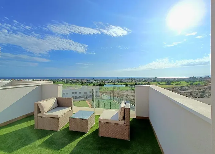 Nuevo Atico Toyo. Vistas Al Mar, Terraza, Solarium, Piscina, A/A, Wifi Y Garaje