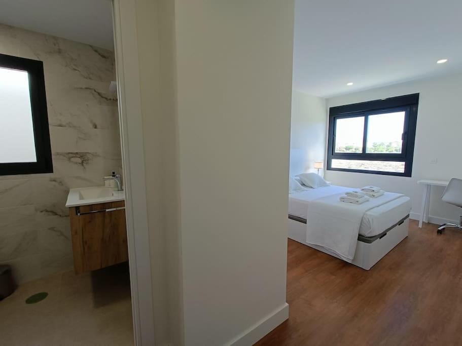 Apartament Nuevo Atico Toyo. Vistas Al Mar, Terraza, Solarium, Piscina, A/a, Wifi Y Garaje El Toyo