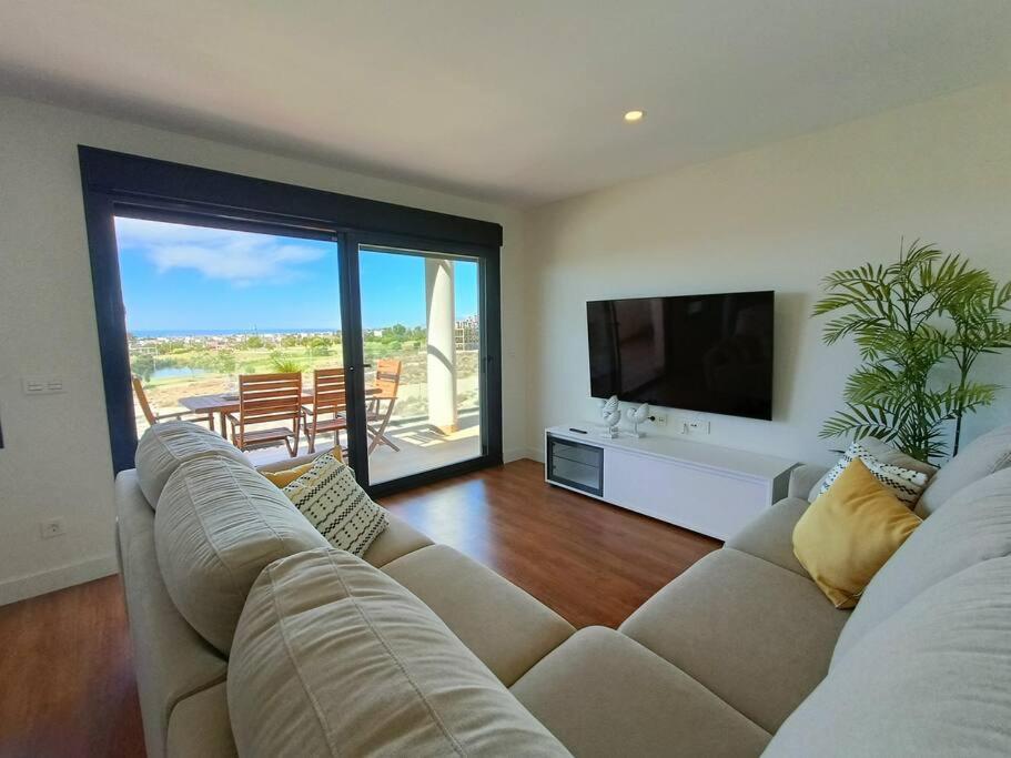 Nuevo Atico Toyo. Vistas Al Mar, Terraza, Solarium, Piscina, A/a, Wifi Y Garaje