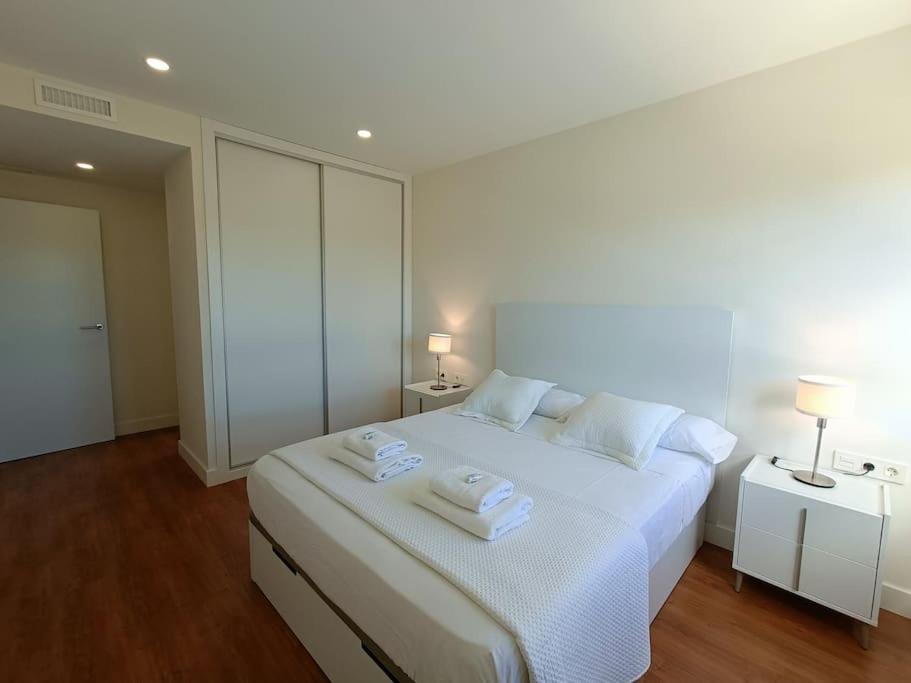Apartment Nuevo Atico Toyo. Vistas Al Mar, Terraza, Solarium, Piscina, A/a, Wifi Y Garaje El Toyo