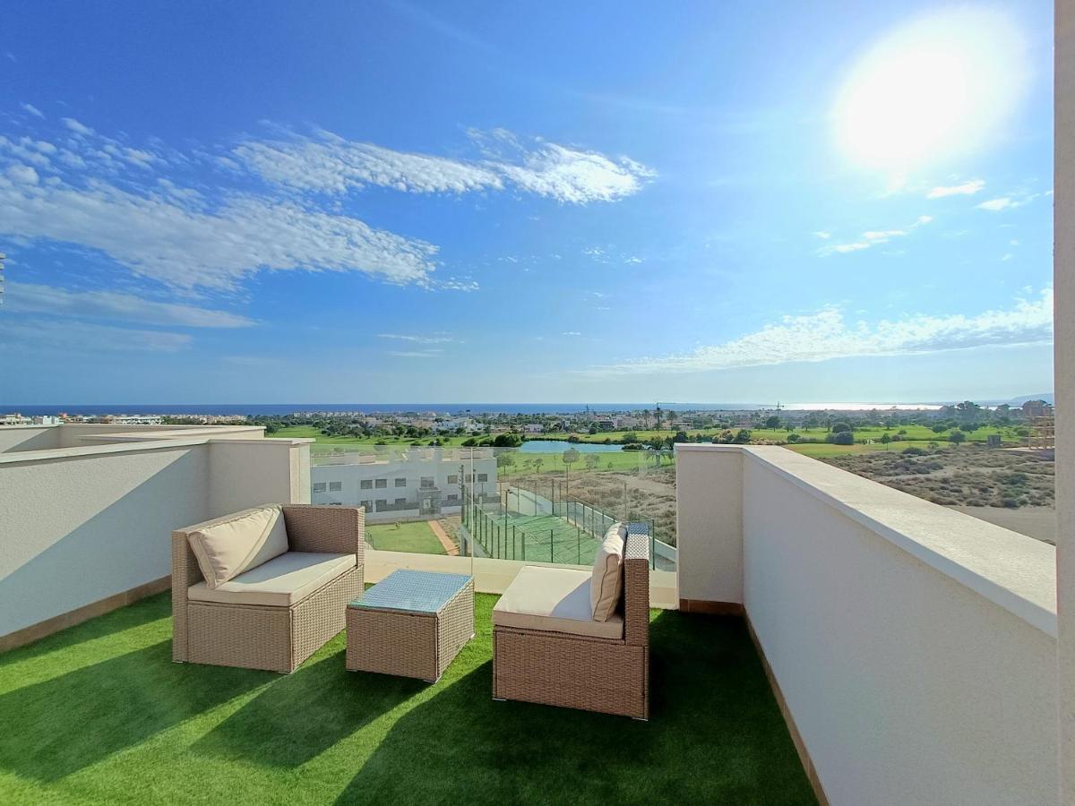 Nuevo Atico Toyo. Vistas Al Mar, Terraza, Solarium, Piscina, A/a, Wifi Y Garaje Apartment *